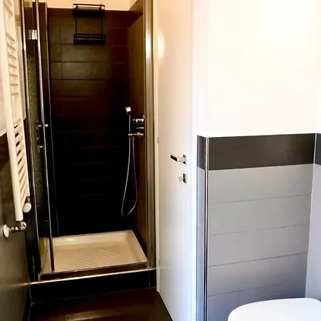 דירה Cozy Urban Retreat Near Centocelle Park & Metro