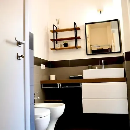 Cozy Urban Retreat Near Centocelle Park & Metro *