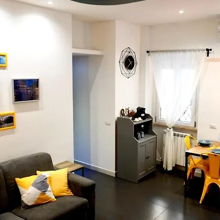 Cozy Urban Retreat Near Centocelle Park & Metro *